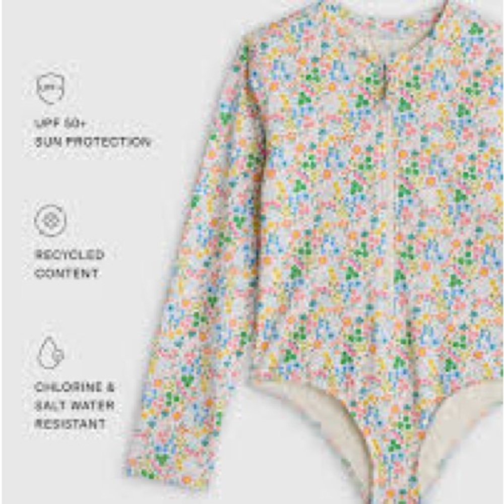 Quince 3T Floral Rash Guard Swimsuit One Piece UPF 50 Long Sleeve Zip vacation